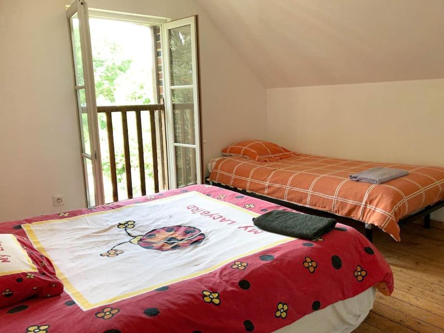 Gite Au Coeur D'Une Residence D'Artiste Saint-Aubin-de-Bonneval Dış mekan fotoğraf