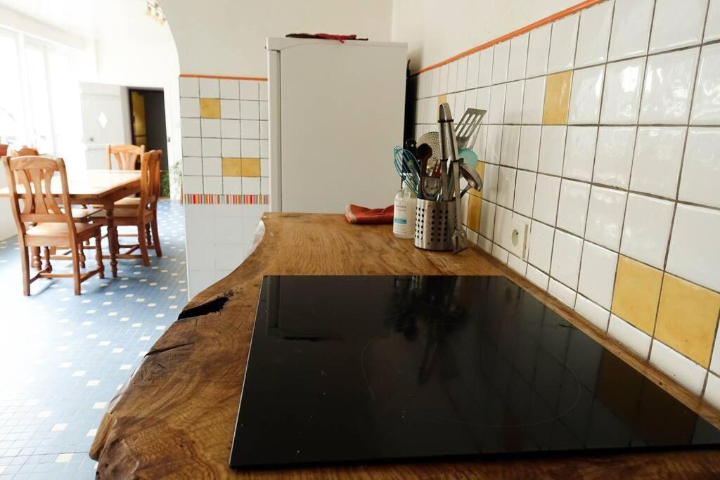 Gite Au Coeur D'Une Residence D'Artiste Saint-Aubin-de-Bonneval Dış mekan fotoğraf